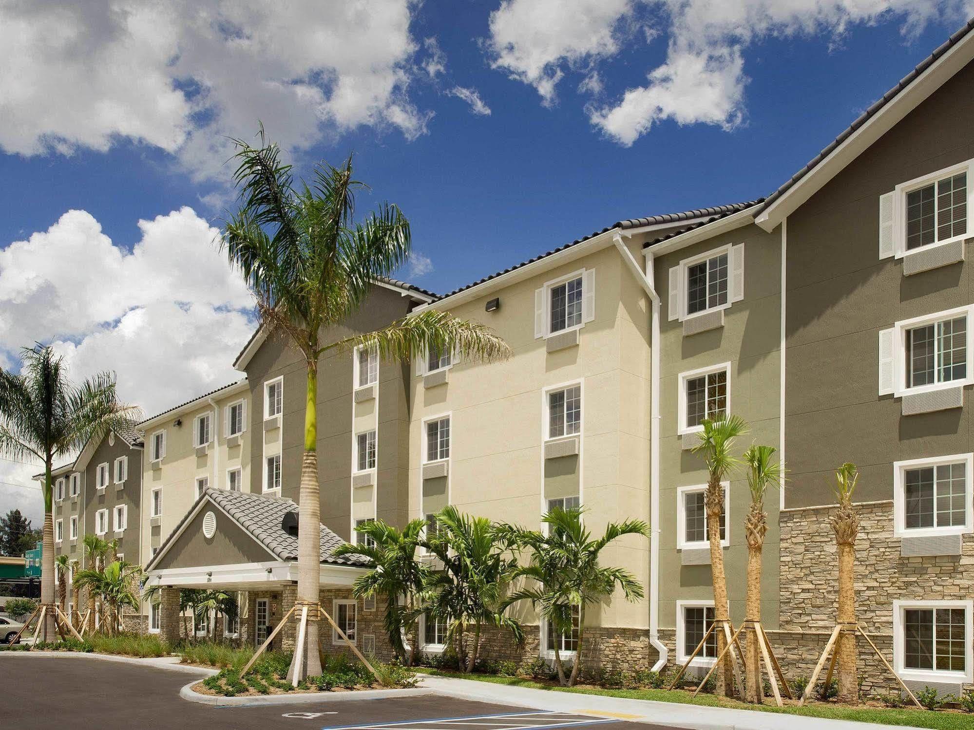 Extended Stay America Select Suites - Fort Lauderdale - Airport - West Экстерьер фото